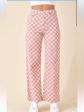 Mid rise Straight Leg Checkered Jeans in Pink - Women